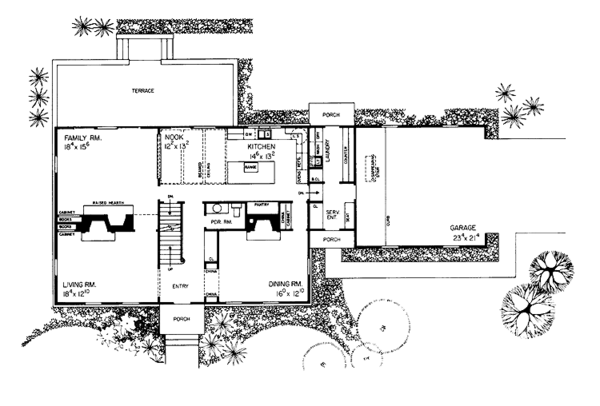 House Plan Design - Colonial Floor Plan - Main Floor Plan #72-649