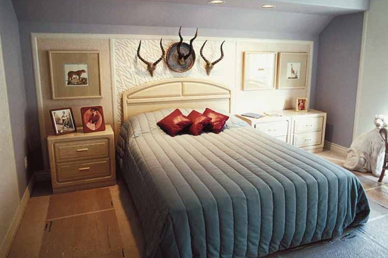 Home Plan - Interior - Bedroom for Mediterranean House Plan #47-875 - 4 bed, 4.5 bath