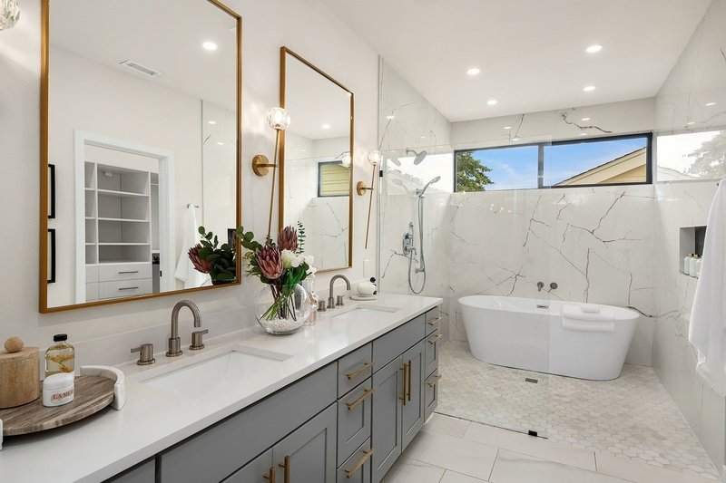 Dream House Plan - Interior - Master Bathroom for Modern House Plan #1066-109 - 6 bed, 3.5 bath