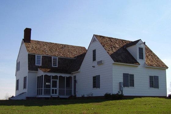 Exterior - Rear Elevation for Colonial House Plan #137-342 - 3 bed, 2.5 bath