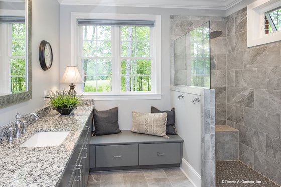 Interior - Master Bathroom for European House Plan #929-25 - 4 bed, 3 bath