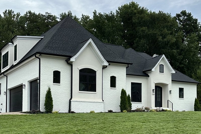 Dream House Plan - Photo 3 for European House Plan #932-5 - 4 bed, 3.5 bath
