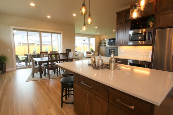 Interior - Kitchen for Prairie House Plan #124-969 - 4 bed, 3 bath