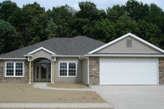 Exterior - Front Elevation 3 for Ranch House Plan #1064-5 - 3 bed, 2 bath
