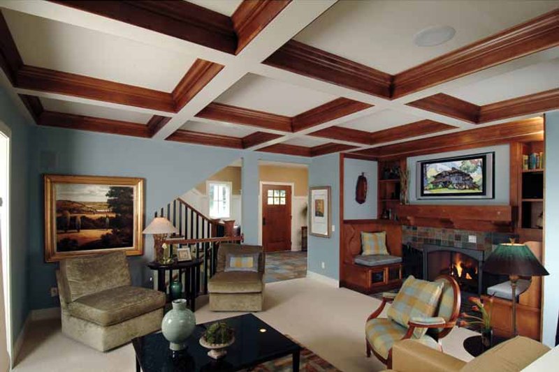 Home Plan - Interior - Family Room 1 for Craftsman House Plan #928-18 - 4 bed, 2.5 bath