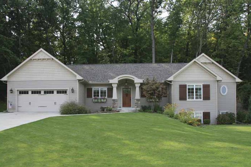 Home Plan - Exterior - Front Elevation 6 for Craftsman House Plan #928-134 - 2 bed, 2.5 bath