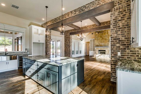 Interior - Kitchen 4 for Southern House Plan #1074-8 - 4 bed, 3.5 bath