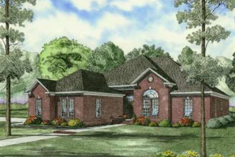 House Blueprint - Traditional Exterior - Front Elevation Plan #17-2172