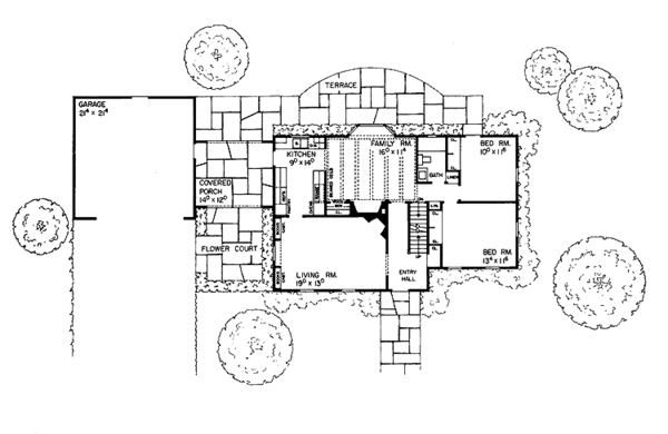 House Plan Design - Colonial Floor Plan - Main Floor Plan #72-586