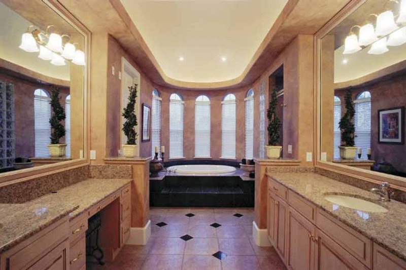 Dream House Plan - Interior - Bathroom for Mediterranean House Plan #1039-3 - 6 bed, 6 bath