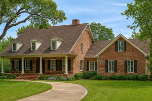 Southern Exterior - Front Elevation Plan #17-299