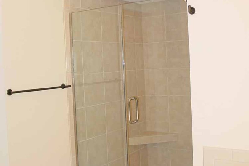 Dream House Plan - Interior - Master Bathroom 3 for Ranch House Plan #939-8 - 3 bed, 2.5 bath