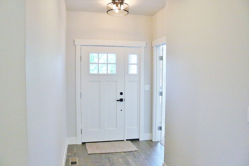 Dream House Plan - Interior - Entry for Craftsman House Plan #1070-47 - 3 bed, 2 bath