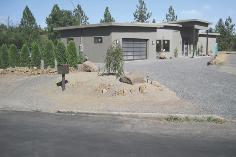 Architectural House Design - Exterior - Front Elevation 3 for Contemporary House Plan #117-865 - 3 bed, 3 bath