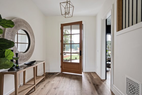 Interior - Entry for Farmhouse House Plan #1114-11 - 4 bed, 3.5 bath