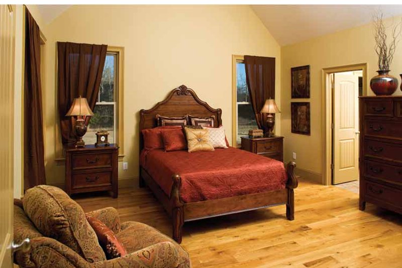 Home Plan - Interior - Master Bedroom for Tudor House Plan #929-613 - 3 bed, 2.5 bath