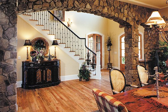 Interior - Dining Room for Traditional House Plan #437-56 - 4 bed, 3.5 bath