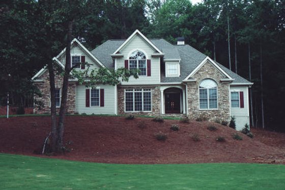 Exterior - Front Elevation for Traditional House Plan #437-2 - 3 bed, 2.5 bath