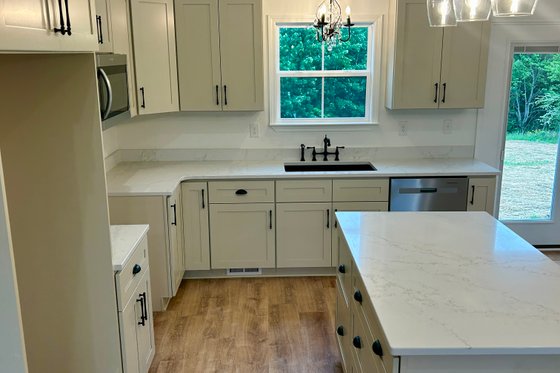 Interior - Kitchen 1 for Farmhouse House Plan #44-227 - 3 bed, 2 bath