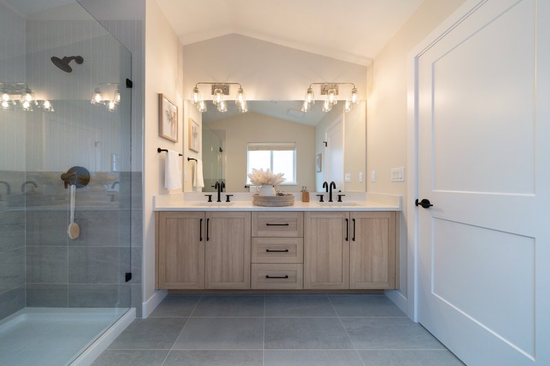 House Design - Interior - Master Bathroom for Farmhouse House Plan #1114-117 - 4 bed, 2.5 bath