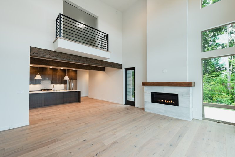 Dream House Plan - Interior - Family Room for Contemporary House Plan #1070-14 - 3 bed, 2.5 bath