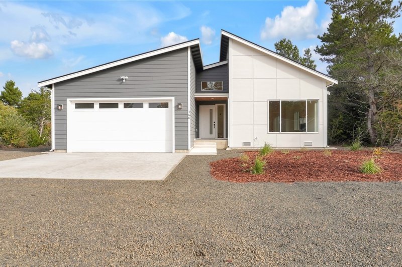House Blueprint - Exterior - Front Elevation 3 for Contemporary House Plan #1066-229 - 3 bed, 2 bath