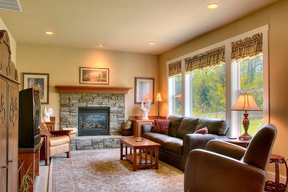 Interior - Family Room 2 for Craftsman House Plan #132-121 - 4 bed, 2.5 bath