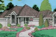 Traditional Style House Plan - 3 Beds 3 Baths 2565 Sq/Ft Plan #75-132 