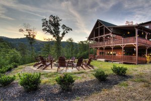 Exterior - Rear Elevation for Cabin House Plan #123-121 - 6 bed, 5.5 bath