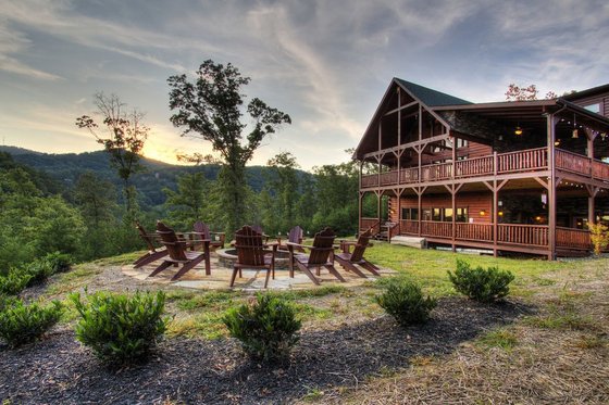 Exterior - Rear Elevation for Cabin House Plan #123-121 - 6 bed, 5.5 bath