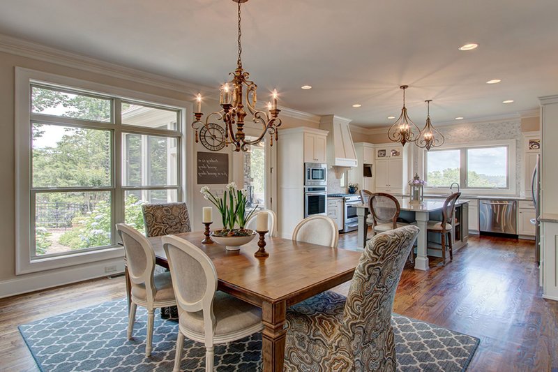 Home Plan - Interior - Dining Room for Ranch House Plan #437-89 - 3 bed, 3.5 bath