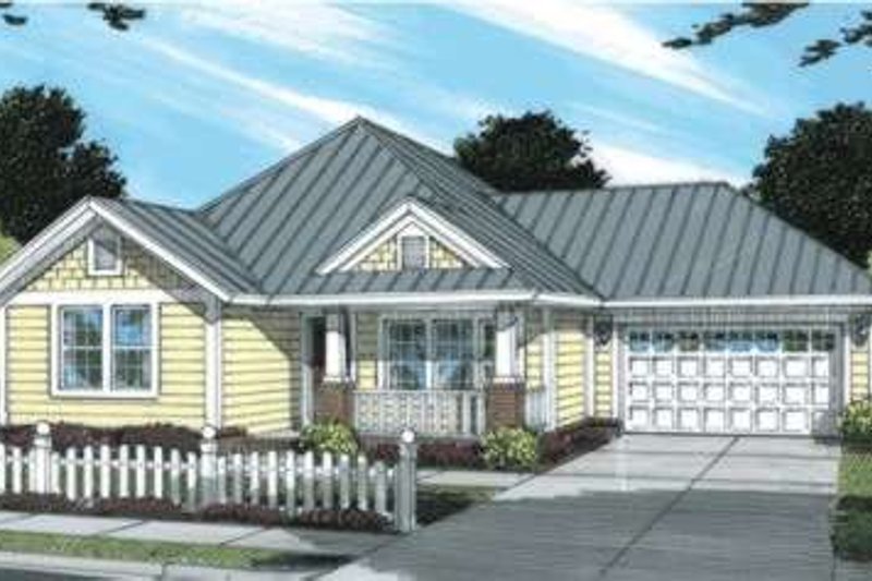 Traditional Style House Plan - 3 Beds 2 Baths 1271 Sq/Ft Plan #20-1890