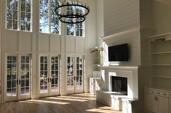 Interior - Family Room for Traditional House Plan #437-86 - 4 bed, 3.5 bath