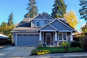 Craftsman Style House Plan - 4 Beds 2.5 Baths 2381 Sq/Ft Plan #423-74 Exterior 