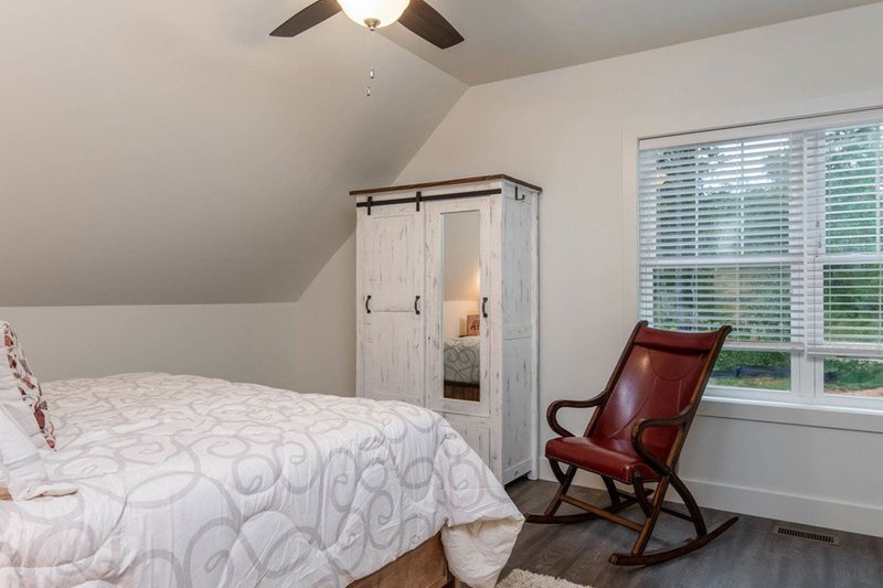 Architectural House Design - Interior - Bedroom for Craftsman House Plan #461-69 - 4 bed, 2.5 bath