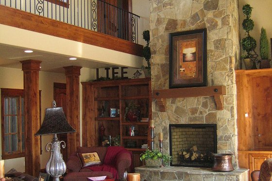 Great room photo of Craftsman style home