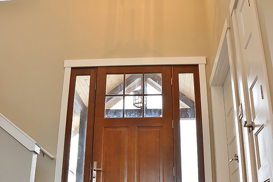 Interior - Entry for Craftsman House Plan #1070-11 - 3 bed, 2.5 bath