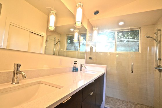 Photo 13 for Modern House Plan #450-4 - 3 bed, 2 bath