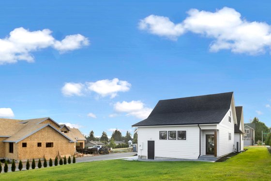 Photo 1 for Farmhouse House Plan #1070-132 - 5 bed, 4.5 bath