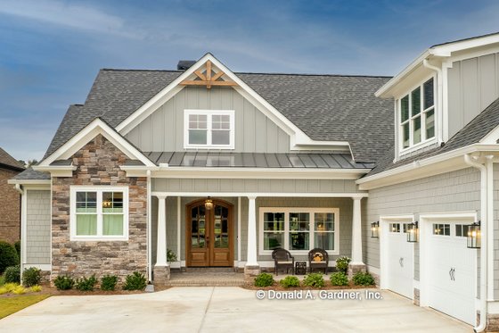 Craftsman Exterior - Front Elevation Plan #929-1110