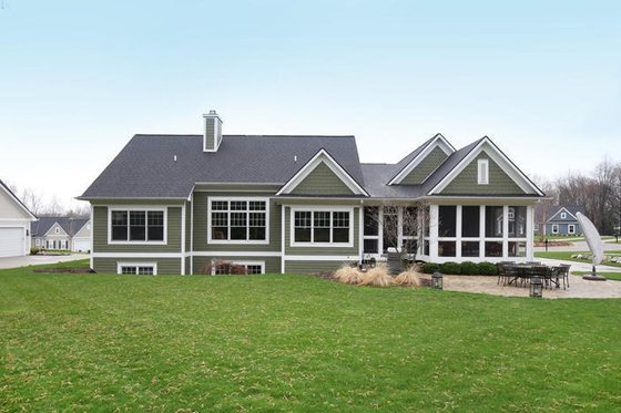 Photo 3 for Traditional House Plan #901-133 - 3 bed, 2.5 bath