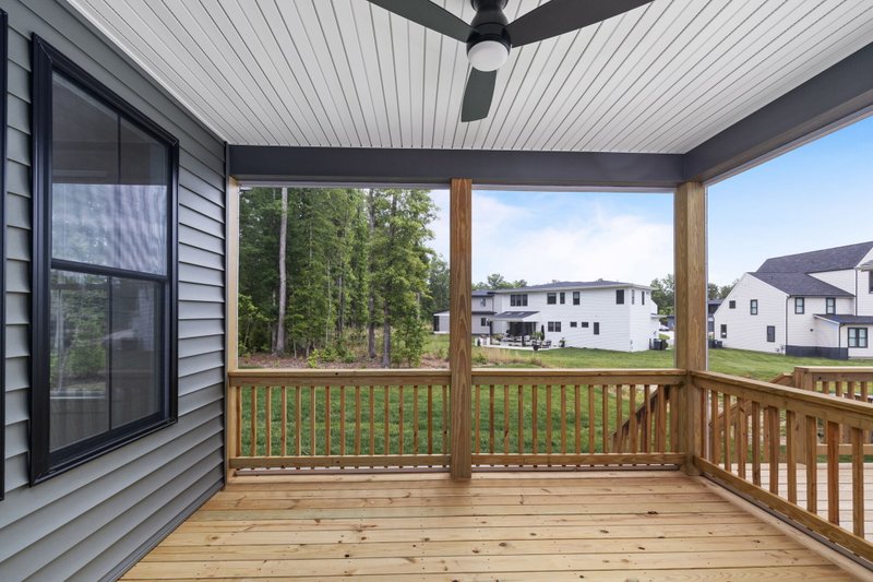 Architectural House Design - Photo 5 for Traditional House Plan #1080-19 - 5 bed, 4.5 bath