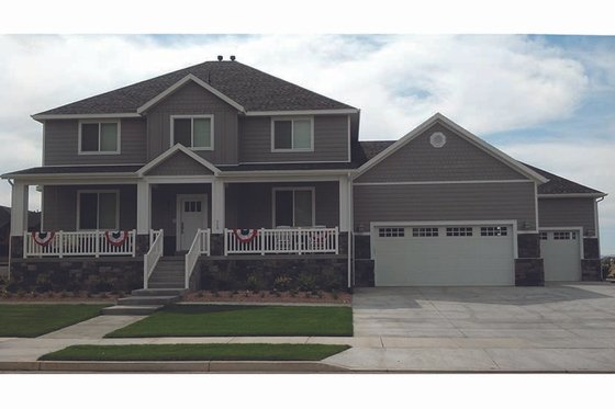 Exterior - Front Elevation 3 for Traditional House Plan #1060-8 - 5 bed, 4 bath