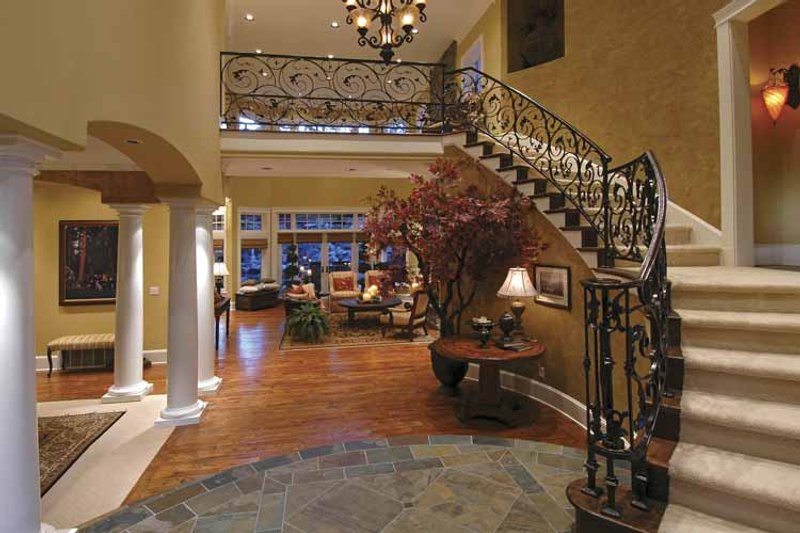 Dream House Plan - Interior - Entry for Country House Plan #132-483 - 4 bed, 3.5 bath