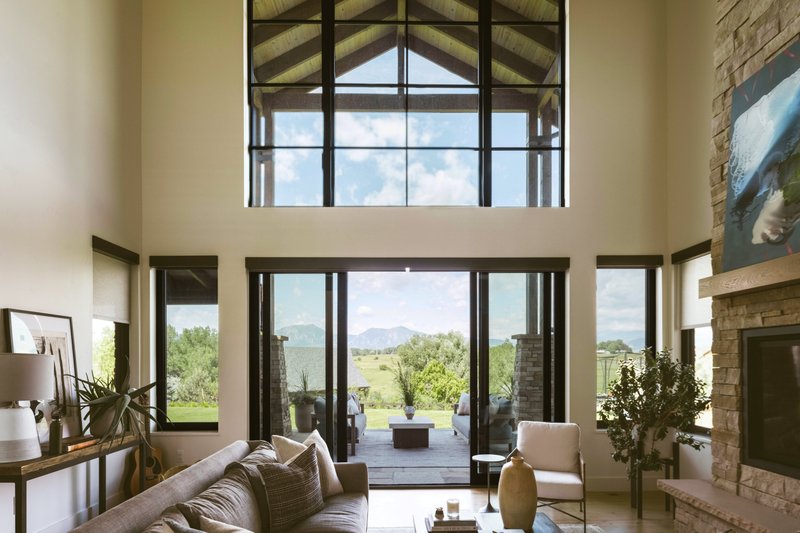 House Blueprint - Interior - Family Room for Farmhouse House Plan #1042-22 - 5 bed, 5 bath