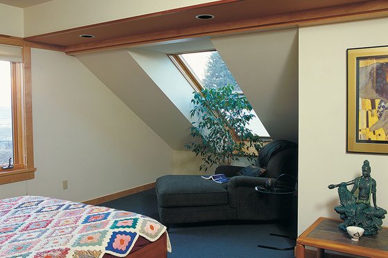 Photo 4 for Contemporary House Plan #454-3 - 3 bed, 2.5 bath