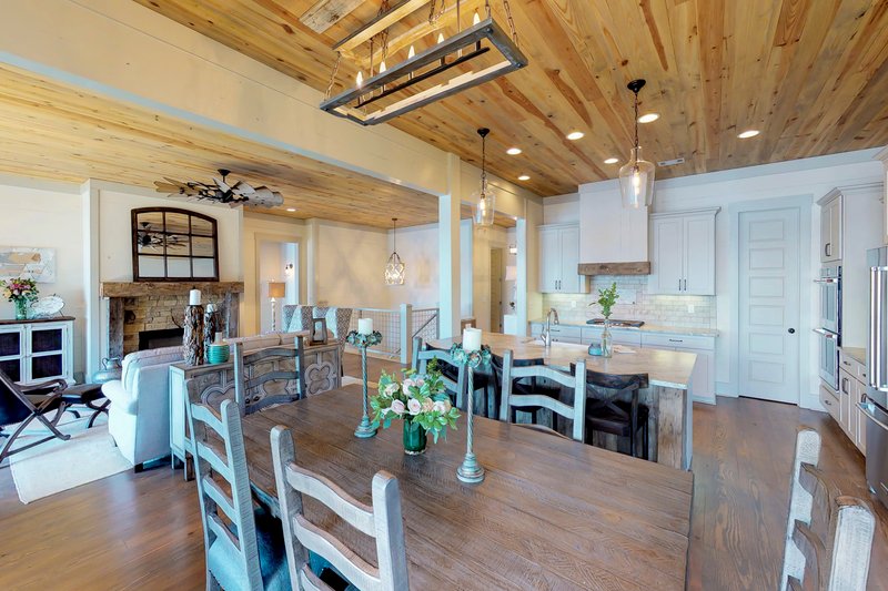 Home Plan - Interior - Family Room for Traditional House Plan #63-412 - 5 bed, 4 bath