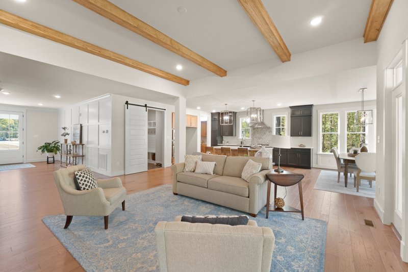 House Plan Design - Interior - Family Room for Farmhouse House Plan #51-1213 - 4 bed, 3.5 bath