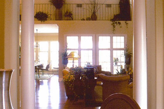 Photo 4 for Traditional House Plan #417-385 - 4 bed, 4 bath
