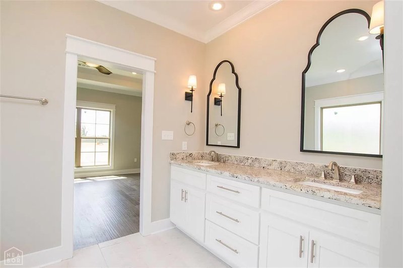 House Plan Design - Interior - Master Bathroom for European House Plan #17-2482 - 4 bed, 3 bath